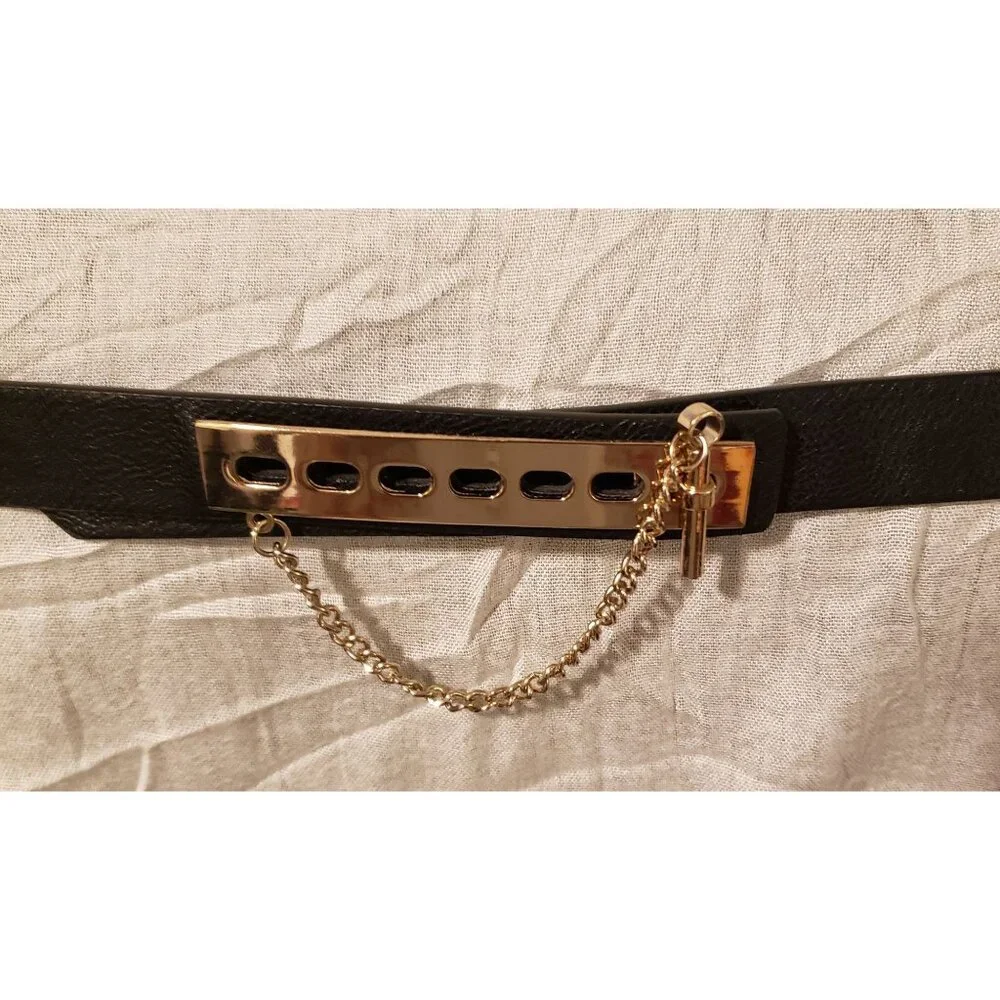 Asos Curve Classic Black Belt with Unique Bar/Loop Closure Sz 20/22 EUC